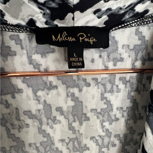 Melissa Paige faux wrap short sleeved houndstooth blouse size large - Picture 2 of 6